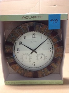 Acu-Rite 14 in outdoor and indoor wall clock thermometer good condition