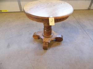 Round Oak End Table
