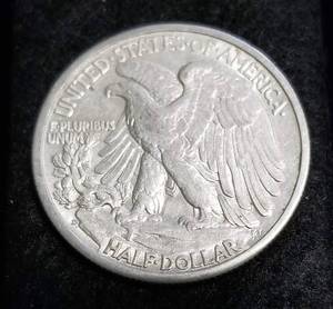 lot 18 image: 1945-D WALKING LIBERTY HALF DOLLAR AU