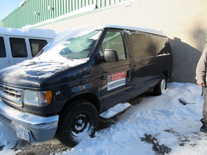lot 501 image: FORD ECONOLINE VAN 2002