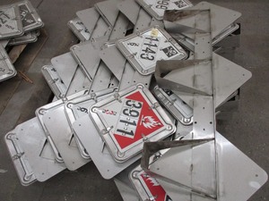 11 - GANG FLIP PLACARD ASSY BRACKET