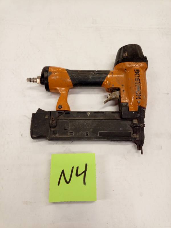 Bostitch Bt200 Brad Nailer As Is Nail Gun Auction K Bid