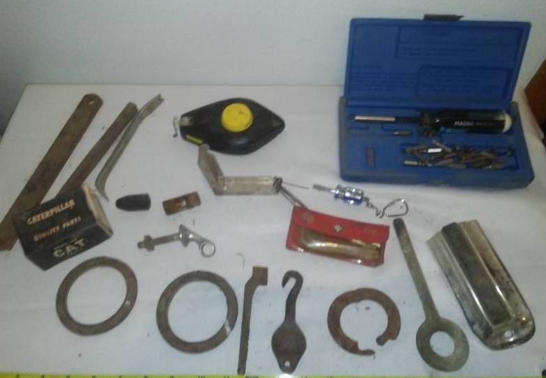 lot 44 image: Vintage porcelain insulators Misc. tools  hardware and More cool stuff