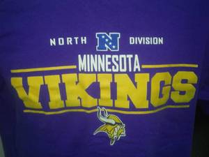 lot 48 image: 5 Viking T - shirts Adult Large.