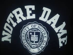 lot 52 image: New Sweatshirt Notre Dame Fighting Irish University