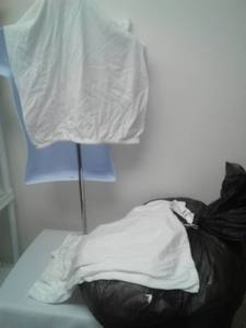 lot 57 image: About 3 dozen pillowcases