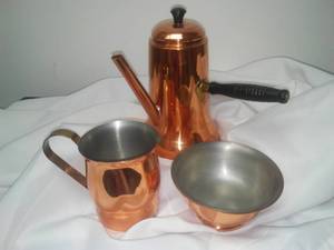 lot 68 image: Copper Craft teapot, creamer sugar.
