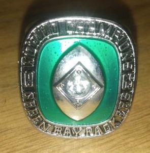lot 70 image: Green Bay Packers Super Bowl Ring.