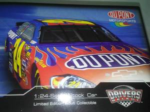 lot 124 image: NASCAR Jeff Gordon #24 De Pont Limited Edition