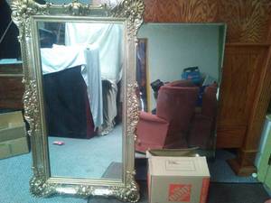lot 174 image: 2 Mirrors Ornate is plastic frame
