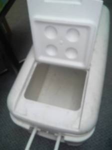 lot 178 image: Igloo Monster Cooler, Bocce Ball, Baby Floaty