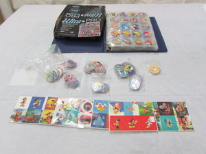 lot 2 image: Pogs