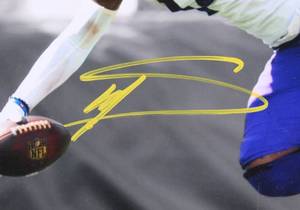 lot 4A image: Stefon Diggs Signed Minnesota Vikings 11x14 Photo (TSE COA)