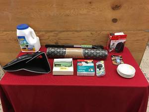 lot 222 image: Box Of Misc Items