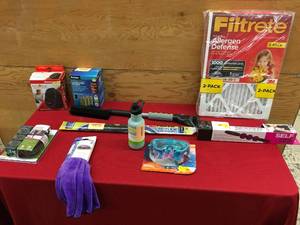 lot 224 image: Box Of Misc Items