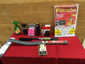 lot 227 image: Box Of Misc Items