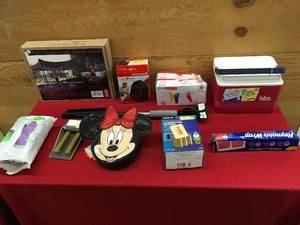 lot 230 image: Box Of Misc Items