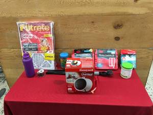 lot 293 image: Box Of Misc Items