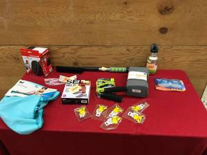 lot 305 image: Box Of Misc Items