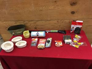 lot 303 image: Box Of Misc Items