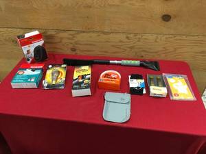 lot 324 image: Box Of Misc Items