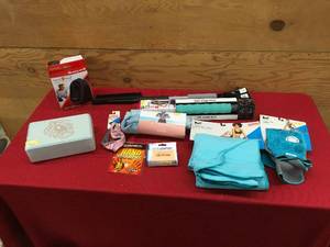 lot 328 image: Box Of Misc Items