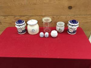 lot 342 image: Misc Glassware & Jars