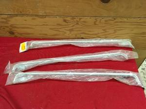 lot 351 image: Curtain Rods