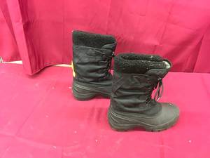 Womens Size 7 Winter Boots