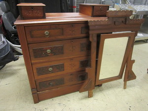 lot 305 image: VINTAGE WOOD DRESSER WITH MIRROR