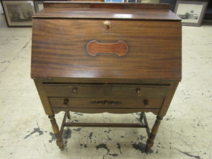 lot 308 image: VINTAGE WOOD SECRETARY DESK BUTLER