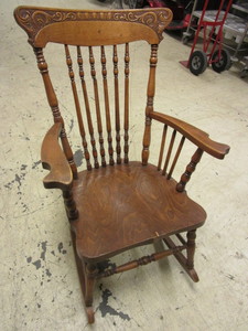 lot 316 image: VINTAGE WOOD DECORATIVE ARM ROCKER
