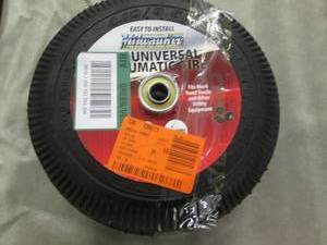 lot 45 image: Milwaukee 10 in. Pneumatic Tire Ret...