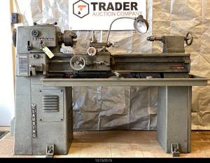 lot 1 image: Clausing Horizontal Metal Lathe #5914