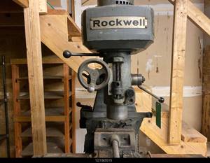 lot 2 image: Rockwell Vertical Milling Machine 21-100