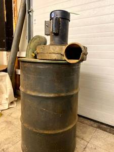 lot 16 image: Wood Dust Collection Equipment