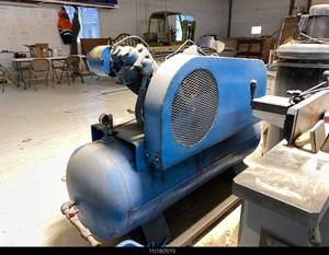 lot 1 image: 80 Gallon Shop Air Compressor