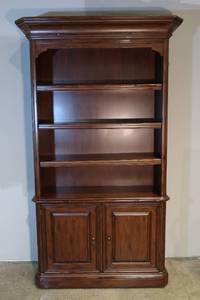 lot 10 image: Wood Bookcase