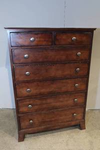 lot 19 image: Tallboy Dresser