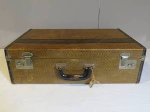 lot 25 image: Locking Suitcase with Picnic Set Inside