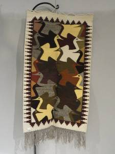 lot 27 image: 100% Wool Bird Motif Wall Hanging