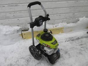 lot 8 image: Ryobi Pressure Washer with Honda En...