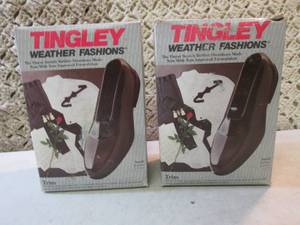 lot 28 image: 2 Pair of Rubber Overshoes Size Sma...