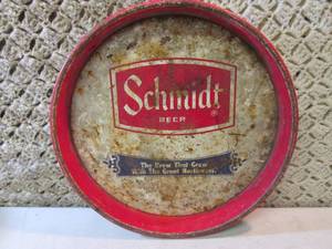 lot 30 image: Vintage Metal Schmidt Beer Serving ...