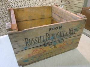 lot 33 image: Antique Wood BoxCrate 17 14 x 15...