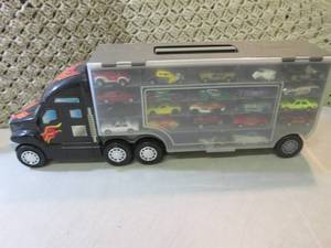 lot 130 image: Semi Truck Car Case Full of Assorte...