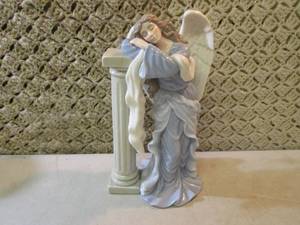 lot 134 image: Ceramic Angel Figure 10 34 Tall  ...