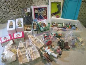 lot 168 image: Large Lot of Assorted Dolls and Fig...