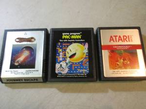 lot 172 image: 3 Vintage Atari Game Cartridges  EC...