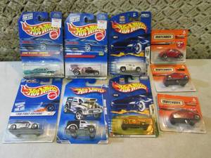 lot 196 image: Assorted Hot Wheels and Matchbox Ca...